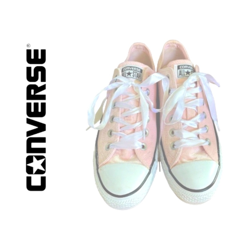 Converse All Star Low Top Sneakers Pink and White